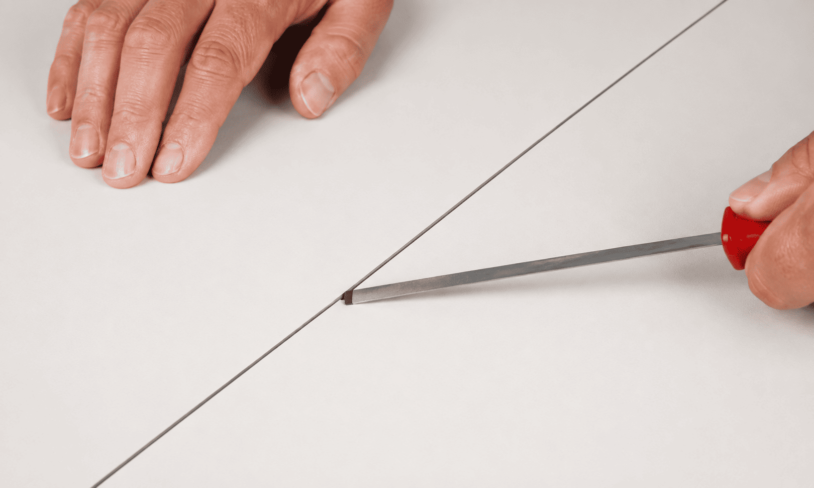 All seams must be checked after they have completely cooled by contractor according to Sarnafil® TG / TS application manual.
